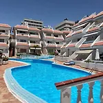 Sunny Escapes, Newly Renovated - Playa De Americas