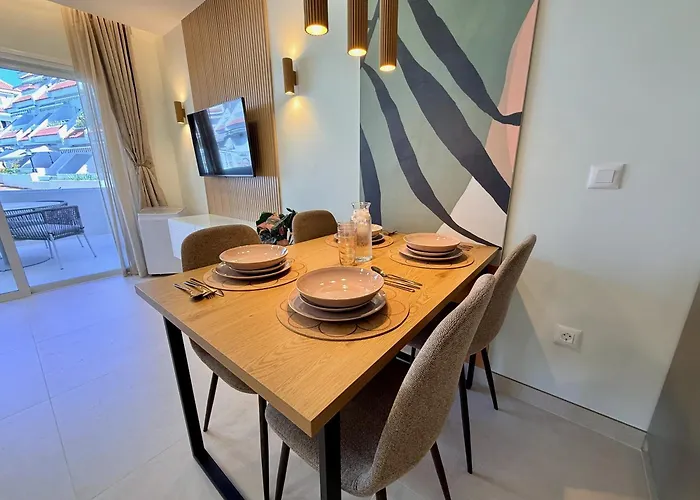 Sunny Escapes, Newly Renovated - Playa De Americas 美洲海滩