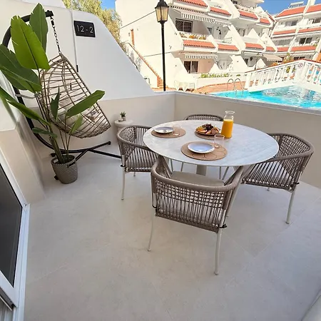Sunny Escapes, Newly Renovated - Playa De Americas Апартаменты