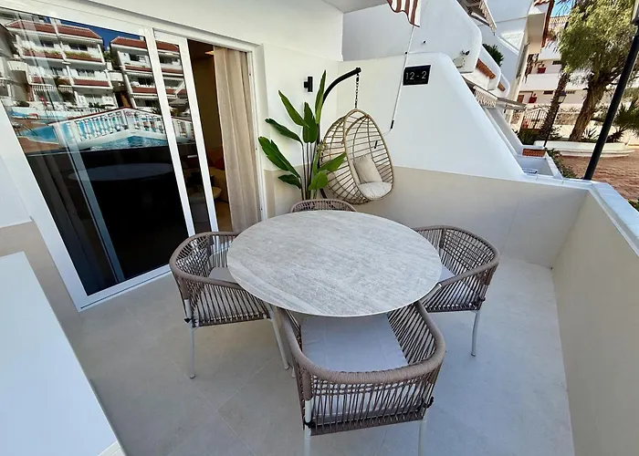 Apartment Sunny Escapes, Newly Renovated - Playa De Las Americas