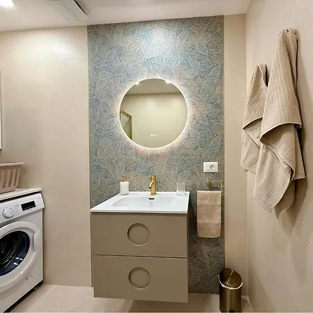 Sunny Escapes, Newly Renovated - Playa De Americas Apartman