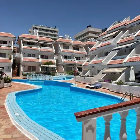Sunny Escapes- Modern & New, Playa De Americas