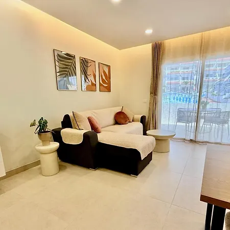 Sunny Escapes, Newly Renovated - Playa De Americas Διαμέρισμα Πλάγια ντε λας Αμέρικας
