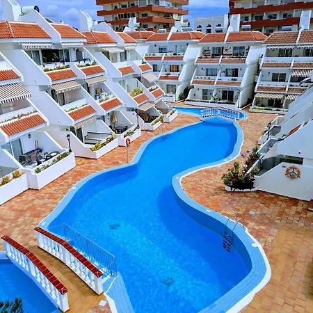 Sunny Escapes, Newly Renovated - Playa De Americas Appartamento